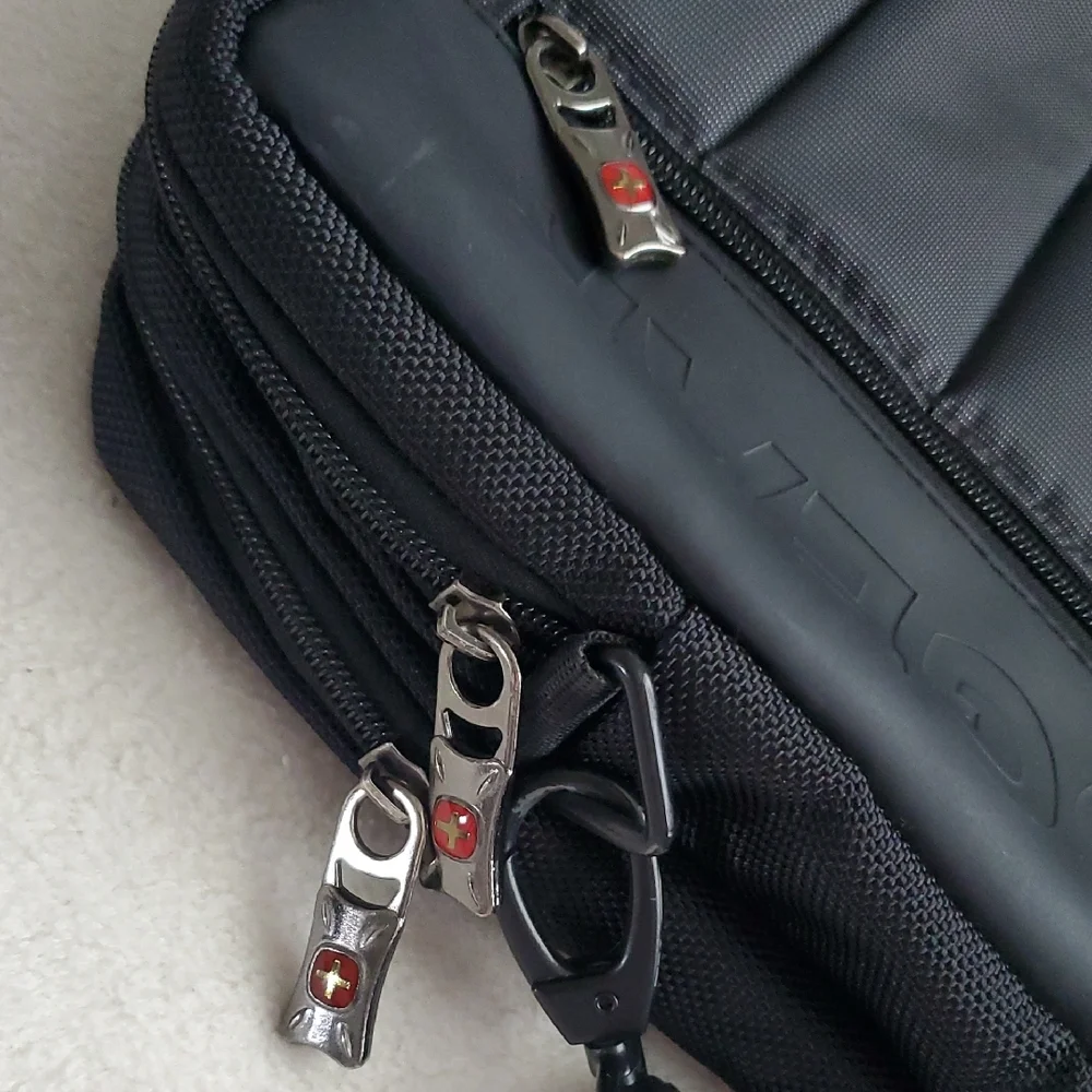 SwissGear Black Laptop Bag Gender Neutral One Size